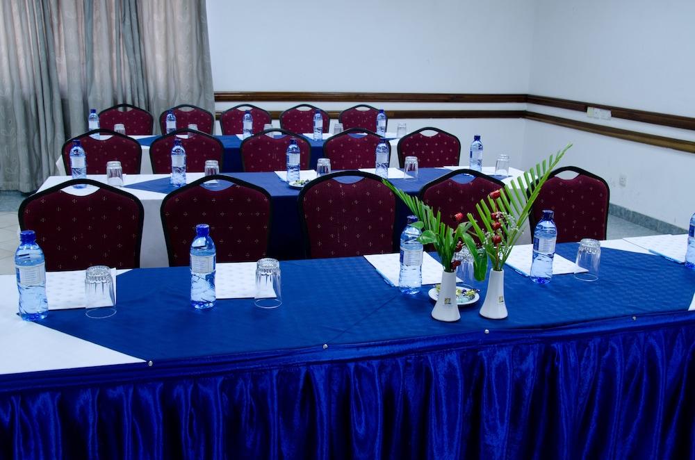 Sentrim Castle Royal Hotel Mombasa Eksteriør billede
