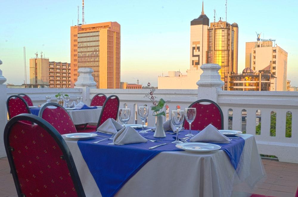 Sentrim Castle Royal Hotel Mombasa Eksteriør billede