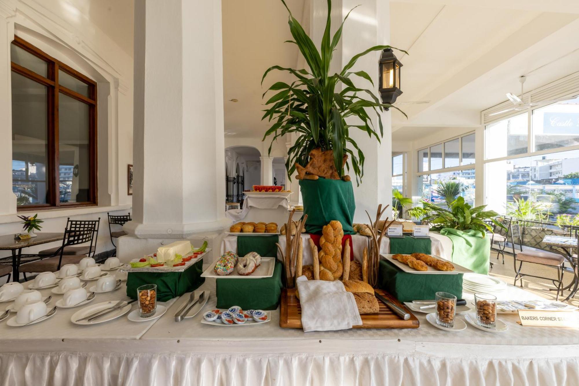 Sentrim Castle Royal Hotel Mombasa Eksteriør billede