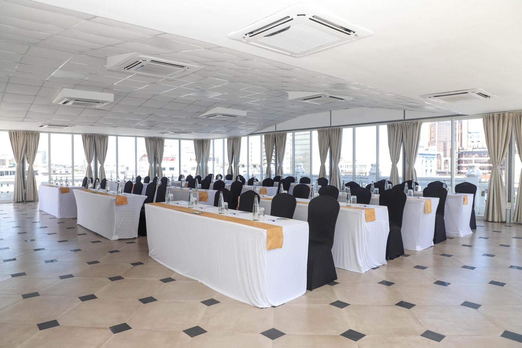 Sentrim Castle Royal Hotel Mombasa Eksteriør billede